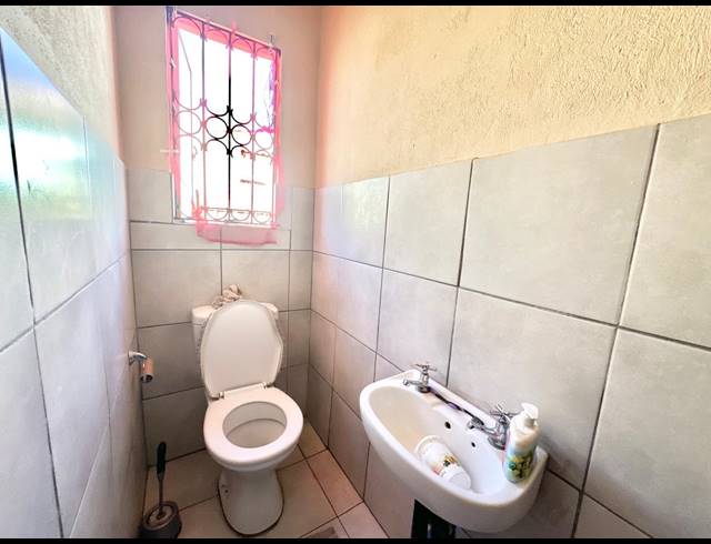 3 BEDROOM HOUSE FOR SALE IN IVY PARK